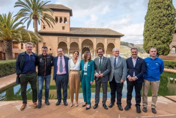 Presentación de las dos pruebas de la Copa del Mundo FIS de Snowboard Cross (SBX) Sierra Nevada 2023 (JUNTA) 