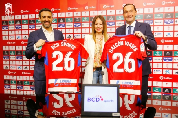 Firma del acuerdo (GRANADA CF) Firma del acuerdo (GRANADA CF)