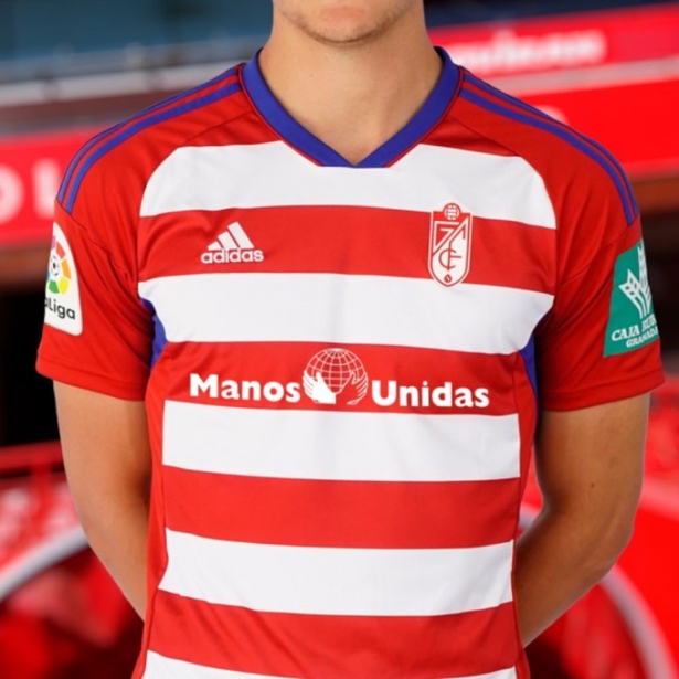 La camiseta del Granada lucirá el logo de Manos Unidas (@GranadaCF) La camiseta del Granada lucirá el logo de Manos Unidas (@GranadaCF)