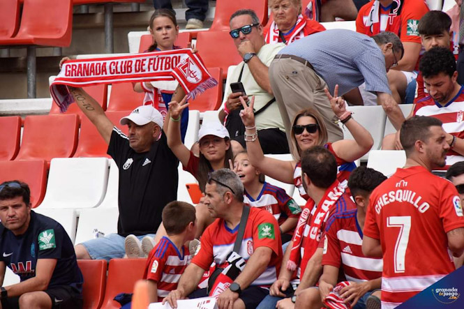Afición del Granada CF (JOSÉ M. BALDOMERO)