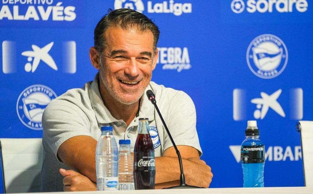 Luis García Plaza, entrenador del Deportivo Alavés