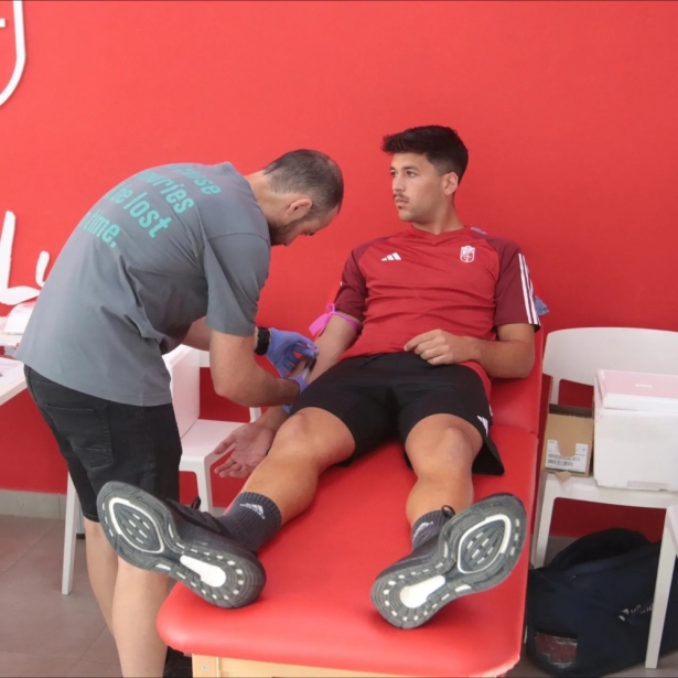 Reconocimientos médicos en el Granada CF (GRANADA CF)