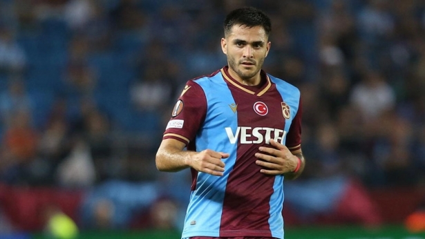 Maxi Gómez en la órbita del Granada CF Maxi Gómez en la órbita del Granada CF