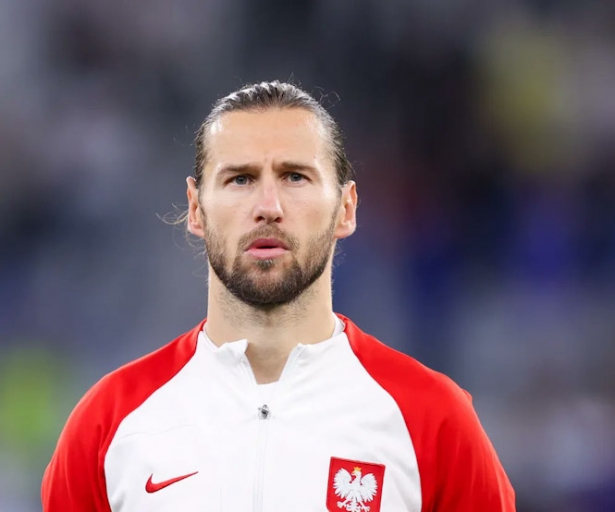Grzegorz Krychowiak (FÚTBOL TOTAL) Grzegorz Krychowiak (FÚTBOL TOTAL)