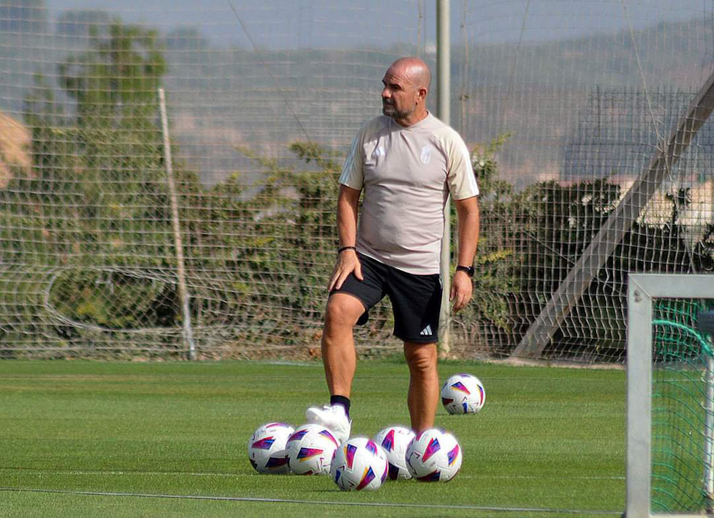 Paco López durante un entrenamiento (J. PALMA)