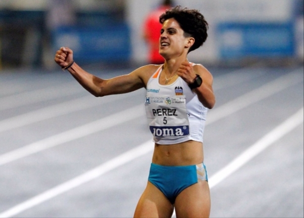 La atleta española María Pérez celebra su victoria en una prueba de 20 kilómetros marcha, en imagen de archivo (@LALIGA4SPORTS) La atleta española María Pérez celebra su victoria en una prueba de 20 kilómetros marcha, en imagen de archivo (@LALIGA4SPORTS)