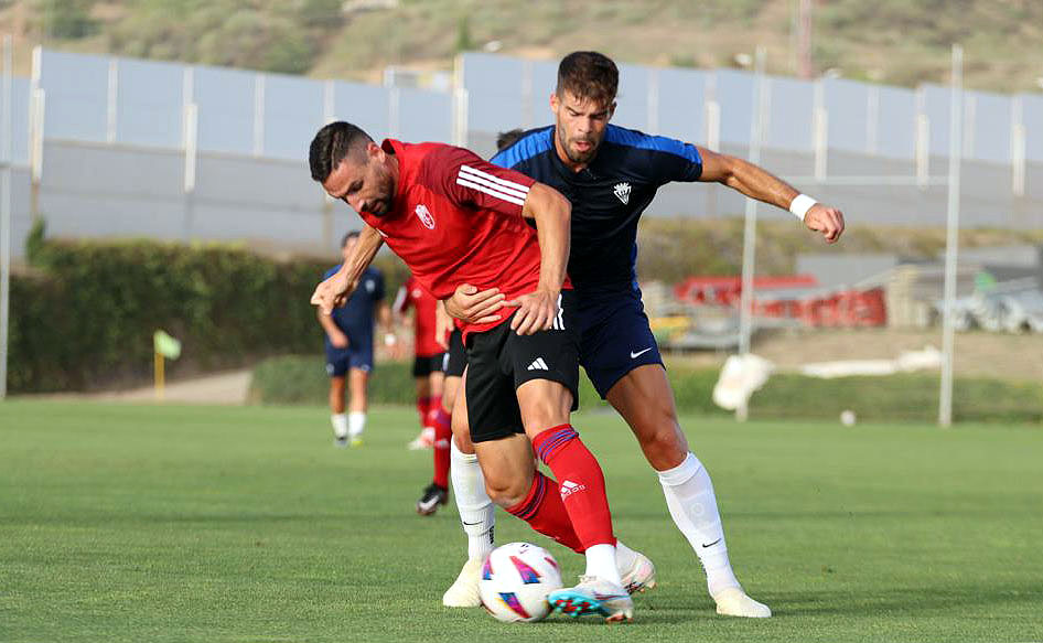 Antonio Puertas durante un partido de pretemporada (JOSÉ ANDRÉS FERNÁNDEZ)