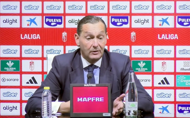 Alfredo García Amado, director general del Granada CF, durante la rueda de prensa (GCF) Alfredo García Amado, director general del Granada CF, durante la rueda de prensa (GCF)