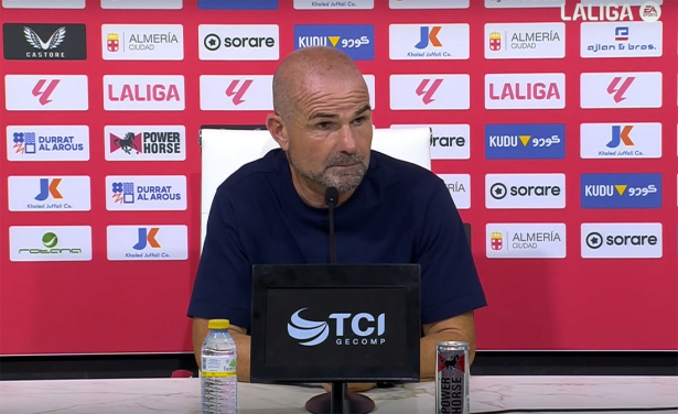 Paco López, entrenador del Granada CF, durante la rueda de prensa (LALIGA) Paco López, entrenador del Granada CF, durante la rueda de prensa (LALIGA)