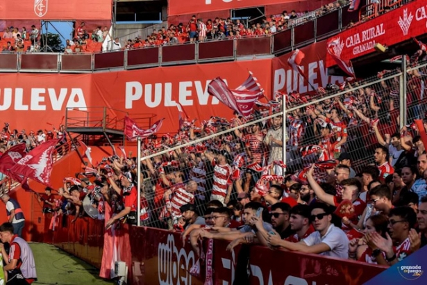 Los Cármenes se llenará ante el FC Barcelona (JOSÉ M. BALDOMERO)