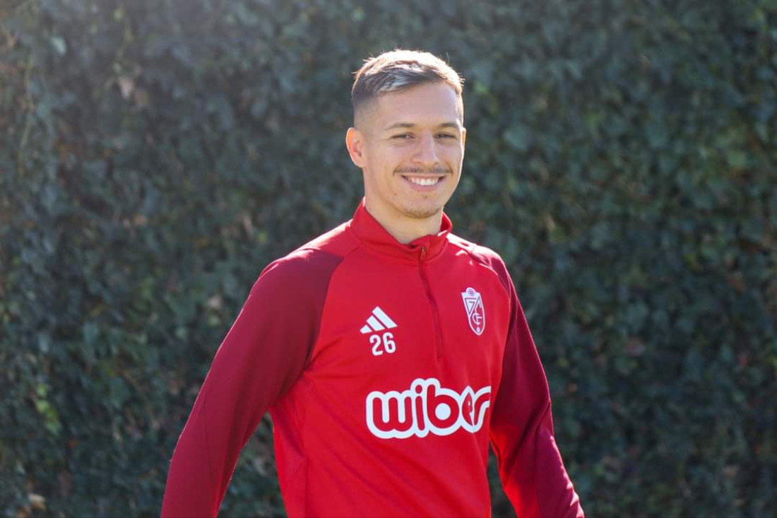 Bryan Zaragoza durante un entrenamiento (CRISTIAN FERNÁNDEZ)