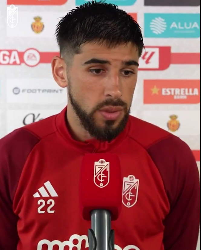 Bruno Méndez a la finalización del partido (GRANADA CF)