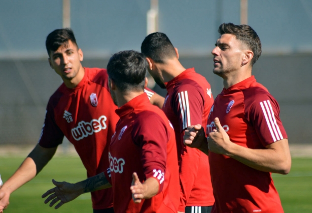 Entrenamiento del Granada CF (J. PALMA)