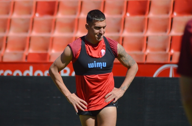 Uzuni durante el entrenamiento previo al Real Madrid (J. PALMA) Uzuni durante el entrenamiento previo al Real Madrid (J. PALMA)