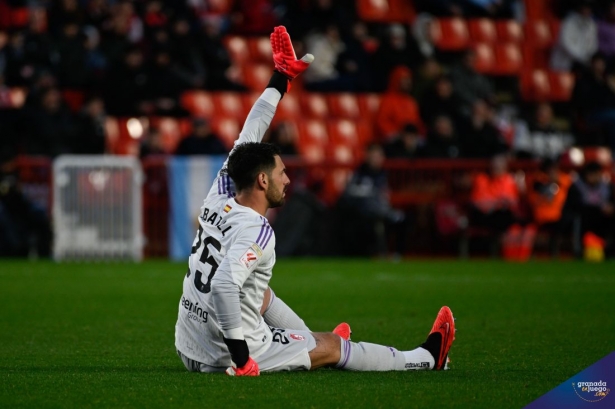 Batalla solicita las asistencias en el duelo ante la Real Sociedad (JOSÉ M. BALDOMERO) Batalla solicita las asistencias en el duelo ante la Real Sociedad (JOSÉ M. BALDOMERO)