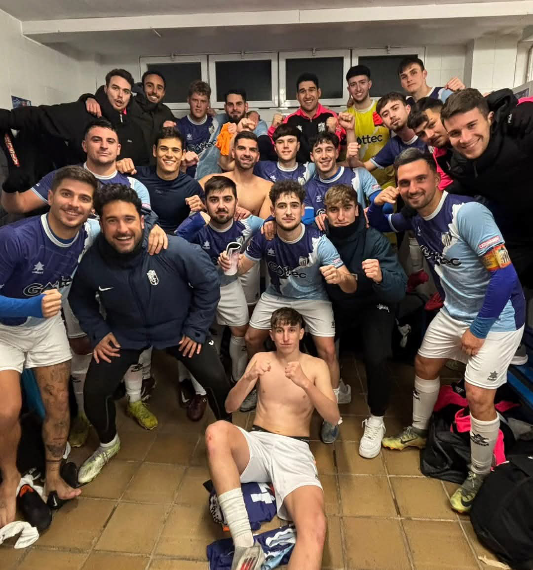 El Atlético Monachil se ha metido en la pelea por el play off (ATLETICO MONACHIL) 