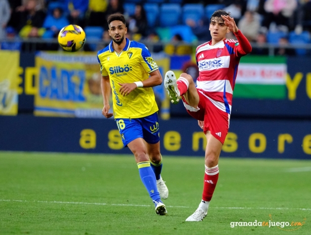 Los rojiblancos dejan escapar otra oportunidad de engancharse a los playoffs (LOF)