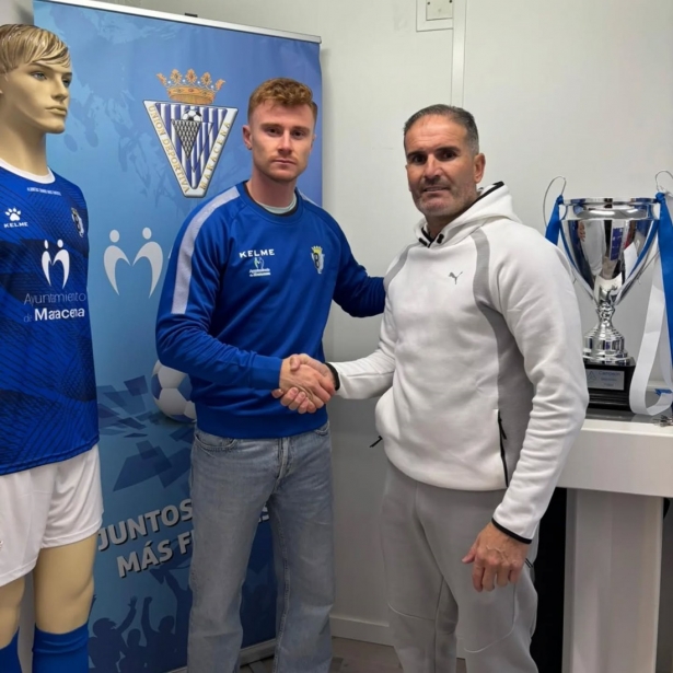 Taylo Aaron es el nuevo entrenador del juvenil del Maracena (UD MARACENA) Taylo Aaron es el nuevo entrenador del juvenil del Maracena (UD MARACENA)