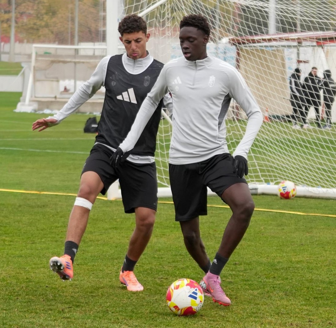 Recre y Churriana no quieren bajar el ritmo (GRANADA CF)