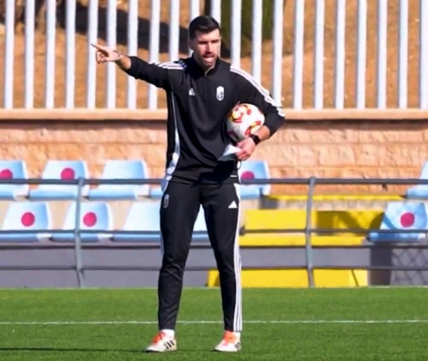 El técnciod el juvenil del Granada CF, Sergio Ortiz (GCF) El técnciod el juvenil del Granada CF, Sergio Ortiz (GCF)