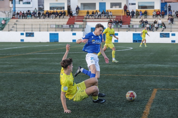 El CD Huétor Tájar empató en Melilla (CANTERA UD MELILLA)