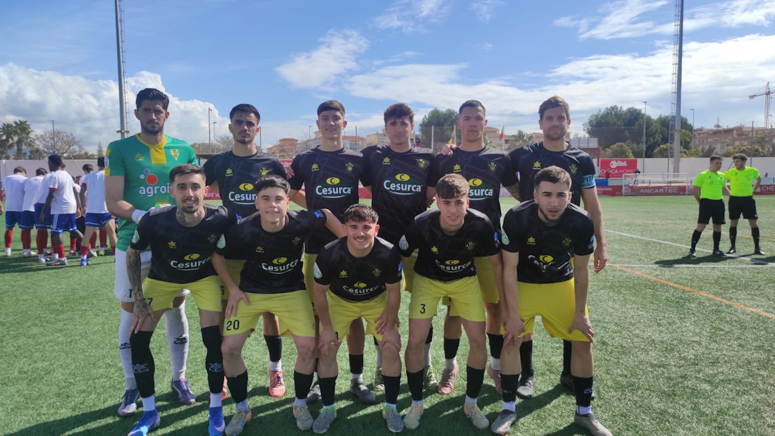 Once inicial del CD Huétor Tájar ante el Torre del Mar (CD HUÉTOR TÁJAR)