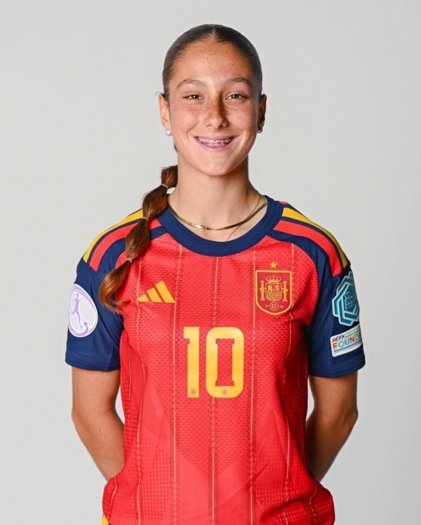 La rojiblanca cuajó una gran actuación en su debut (GRANADA CF) La rojiblanca cuajó una gran actuación en su debut (GRANADA CF)