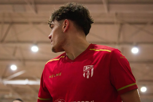 Carlos Valladares se marcha del Albolote Futsal (J. PALMA)