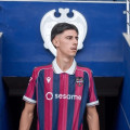 Requena se estrenó con el Levante