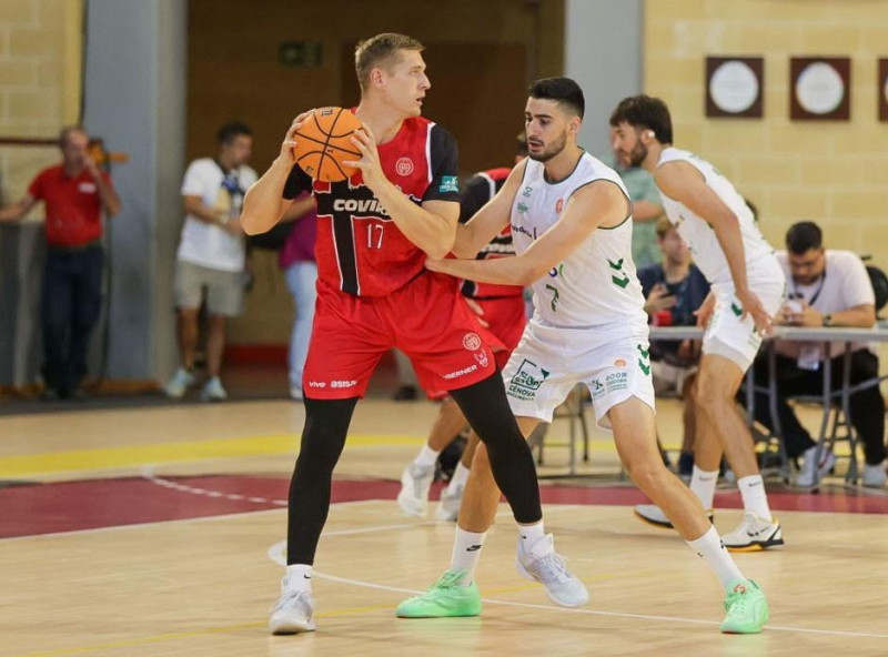 El Coviran buscará una victoria ante el Melilla (COVIRAN GRANADA)