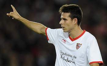 El jugador del Sevilla Manu Del Moral, durante un partido
