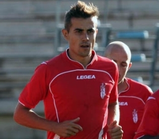 David Cortés, durante un entrenamiento. (LAOPINIONDEGRANADA)