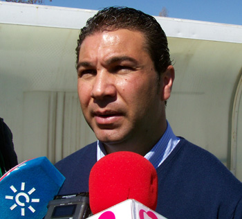 Juan Carlos Cordero ante los medios de comunicación (GRJ)