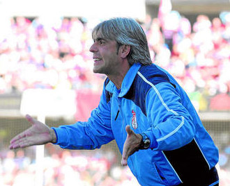 Cuerva, durante su etapa con el Granada