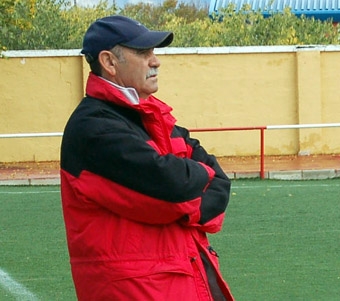 Pepe Sánchez, entrenador del CD Baza (LÁZARO)