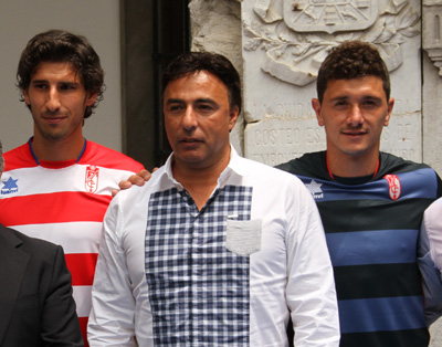 Pina durante la presentación de las nuevas equipaciones