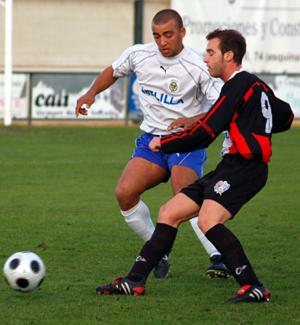 Julio hizo el gol de la victoria del Arenas (BALDO) Julio hizo el gol de la victoria del Arenas (BALDO)