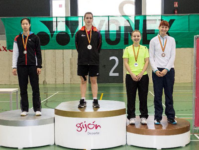 Isabel Fernández en lo más alto del podio del Spanish Junior Internacional