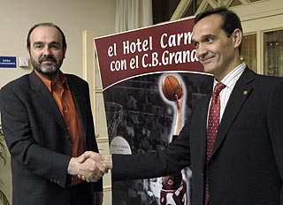 Julián Aranda en la presentación de Trifón Poch (GRJ)