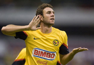 Layún firma por cinco años con el Granada