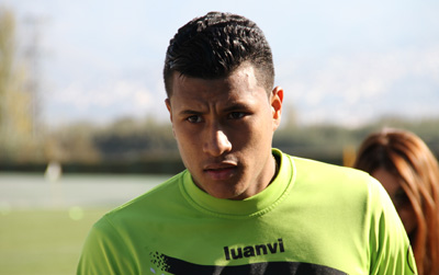 Murillo se queda en el Granada hasta final de temporada 