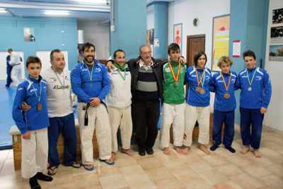 Campeones alboloteños de judo y lucha sambo 
