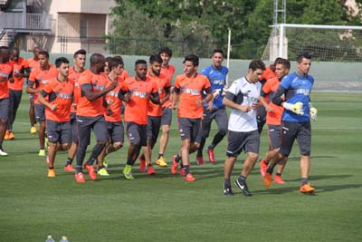 La plantilla rojiblanca durante un entrenamiento