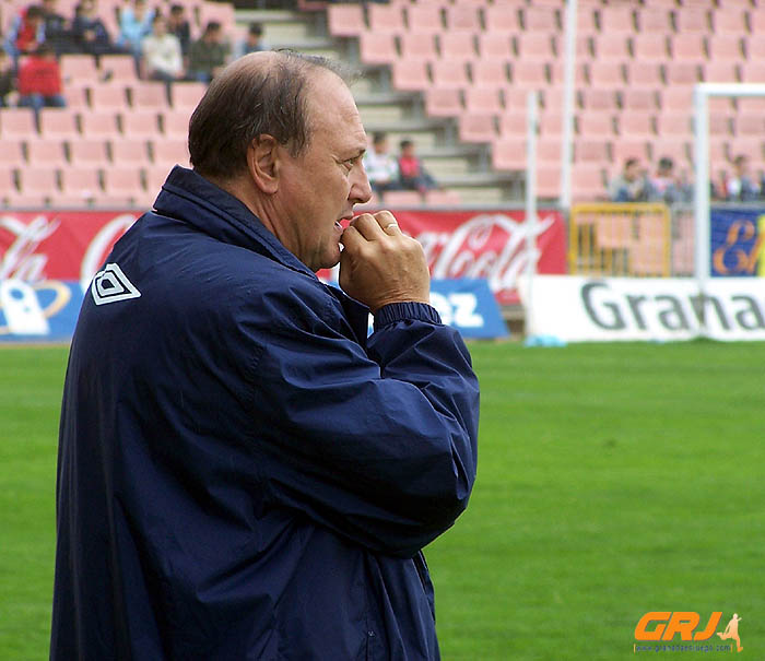 José Víctor en su última etapa como entrenador del Granada CF