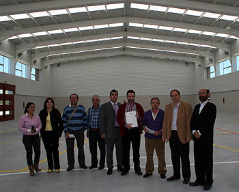 Representantes institucionales en el nuevo espacio deportivo (GRJ) Representantes institucionales en el nuevo espacio deportivo (GRJ)