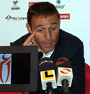 Óscar Cano, entrenador Granada CF (GRJ)