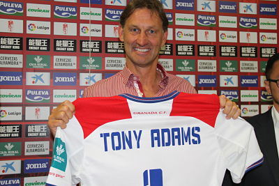 Tony Adams, durante su presentación (GRJ)