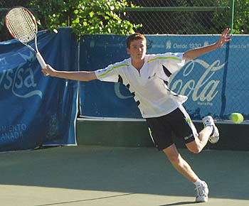 Alejandro Espejo eliminó en semifinales al británico Robert Lee Alejandro Espejo eliminó en semifinales al británico Robert Lee