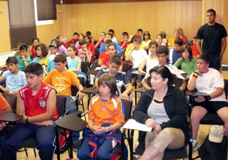 Los participantes recibirán un trofeo, medalla y diploma acreditativo Los participantes recibirán un trofeo, medalla y diploma acreditativo