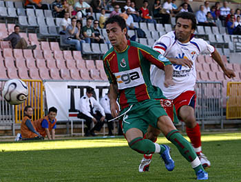 Igna, defendiendo la camiseta del Granada Atlético